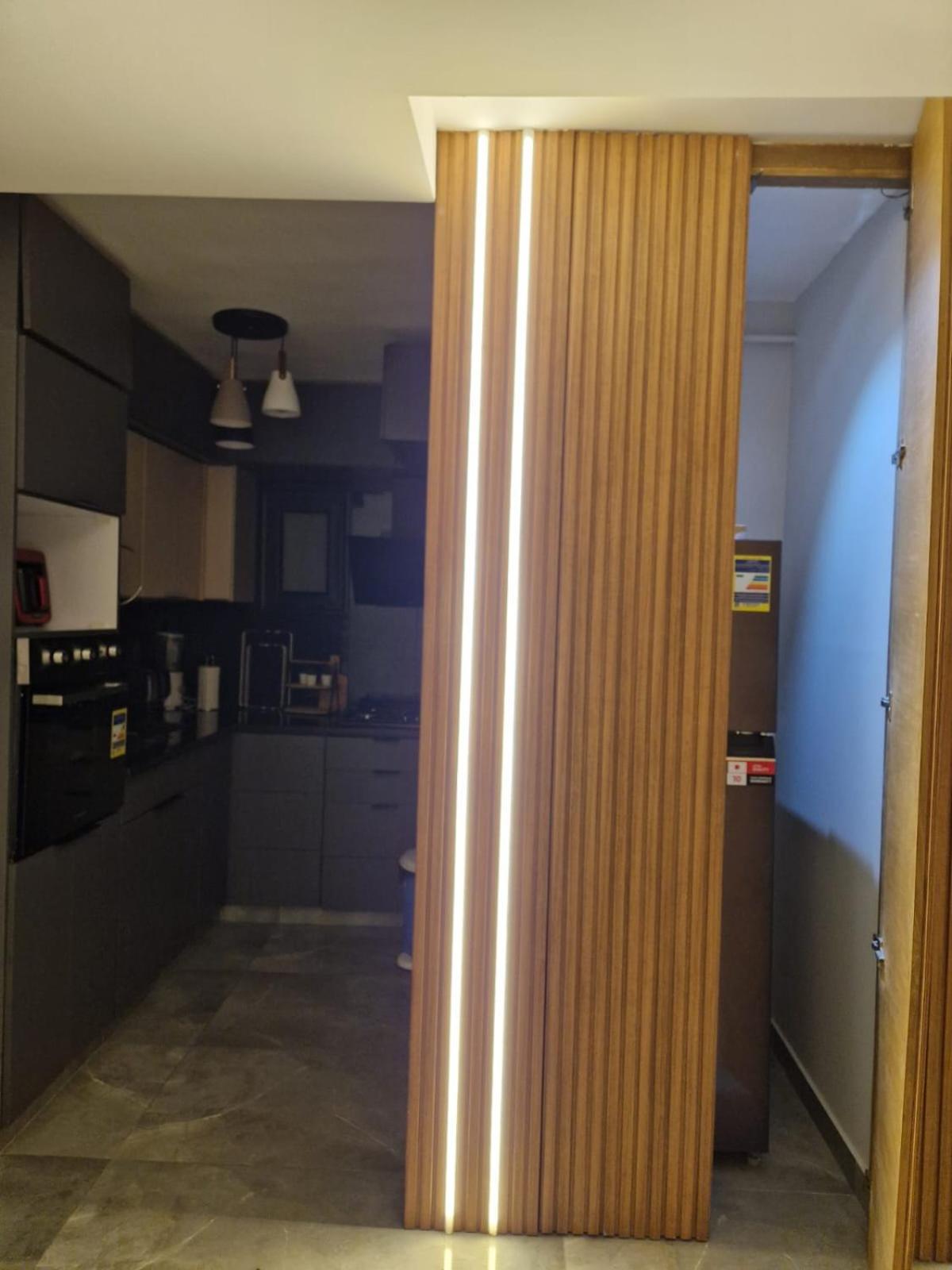 Comfy-Lux Appartment อเล็กซานเดรีย ภายนอก รูปภาพ