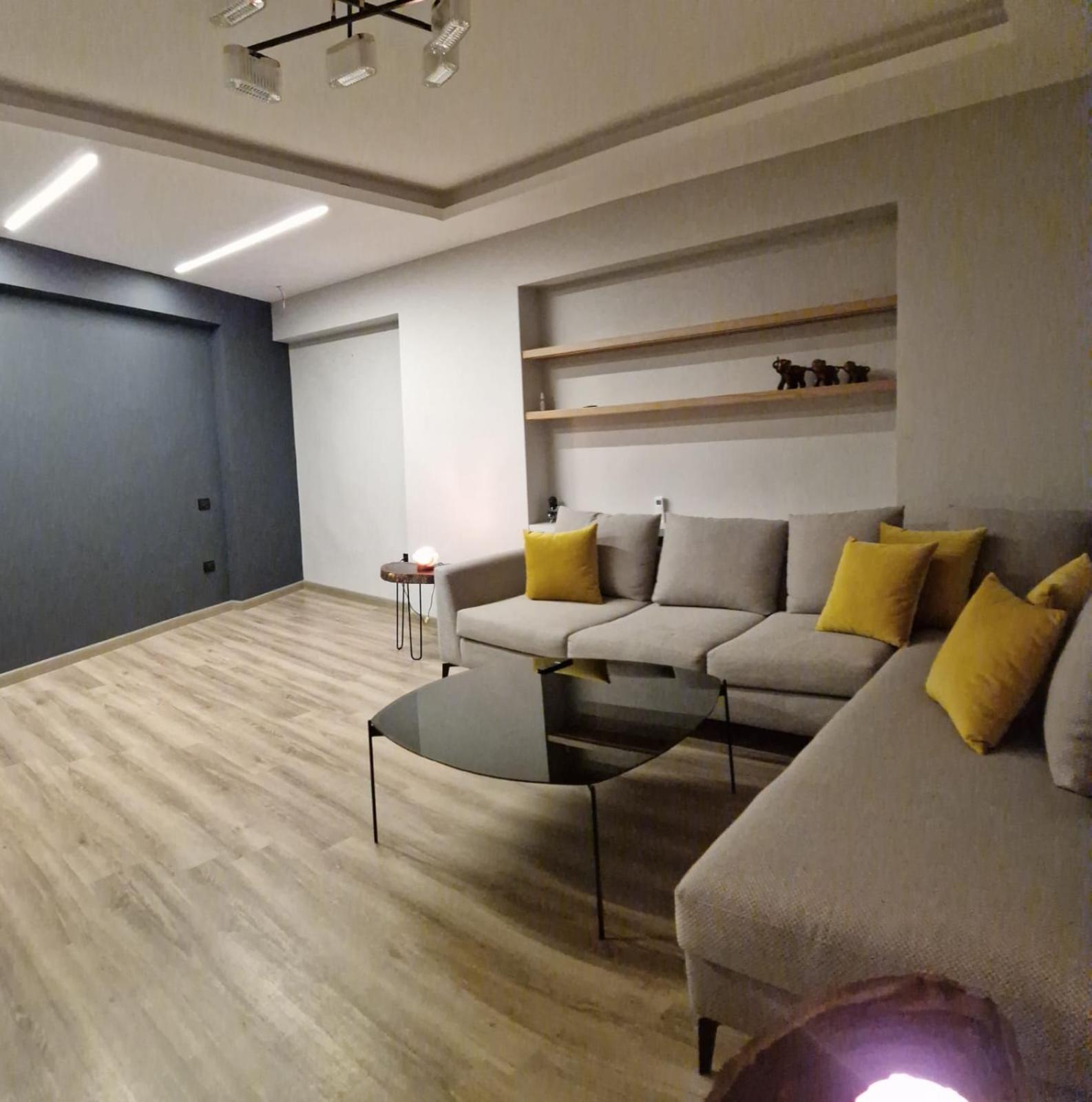 Comfy-Lux Appartment อเล็กซานเดรีย ภายนอก รูปภาพ